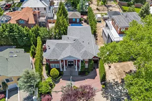 4 Point Crescent, Whitestone, NY 11357 - Photo 28