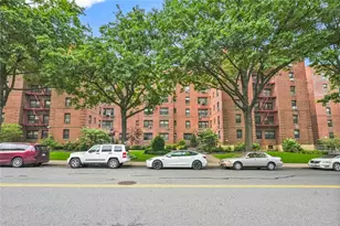 142-21 26th Ave, Flushing, NY 11354 - Photo 16