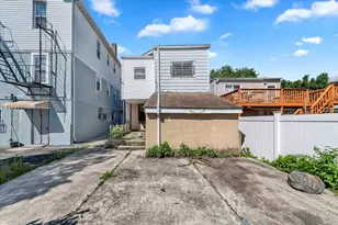 3038 Tiemann Ave, Bronx, NY 10469 - Photo 10