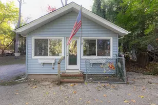 137 C Shore Rd, Mount Sinai, NY 11766 - Photo 2