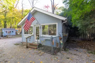 137 C Shore Rd, Mount Sinai, NY 11766 - Photo 4