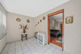 70-27 69th St, Glendale, NY 11385 - Photo 6