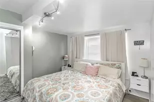 190-30 103rd Ave, Hollis, NY 11423 - Photo 6