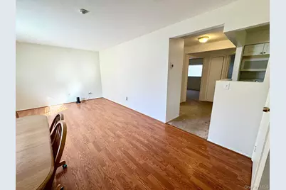 71 Pointe Circle S #71, Coram, NY 11727 - Photo 8