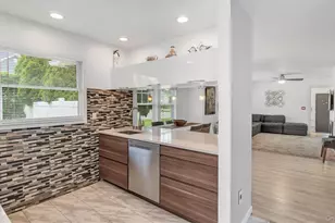 143 Hallock St, Riverhead, NY 11901 - Photo 14