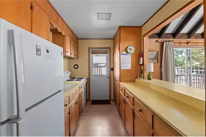 66 Bungalow Walk, Ocean Beach, NY 11770 - Photo 4
