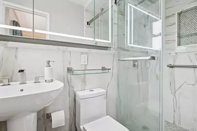 162-41 Powells Cove Boulevard #4G, Whitestone, NY 11357 - Photo 14