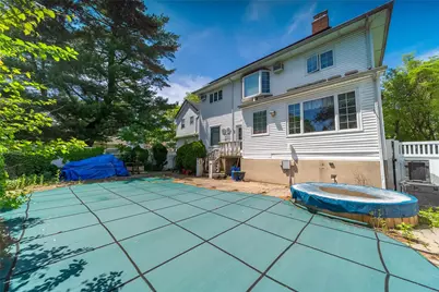 3225 155th Street, Flushing, NY 11354 - Photo 14