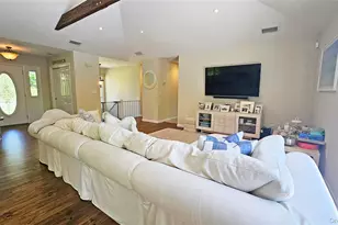 11 John St, Westhampton Beach, NY 11978 - Photo 18