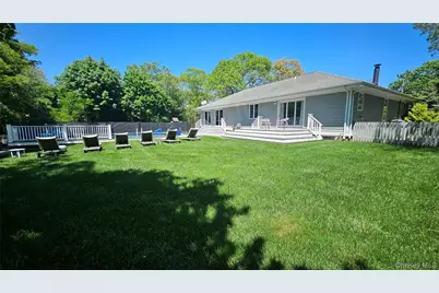 11 John Street, Westhampton Beach, NY 11978 - Photo 10