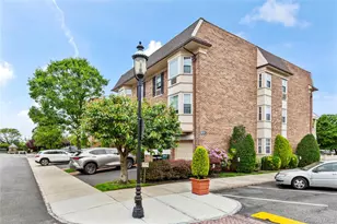 12-29 Estates Ln, Bayside, NY 11360 - Photo 26