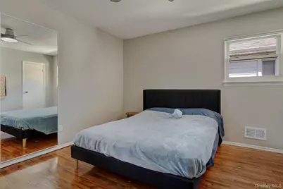 246 Beach 130th Street, Rockaway Park, NY 11694 - Photo 18