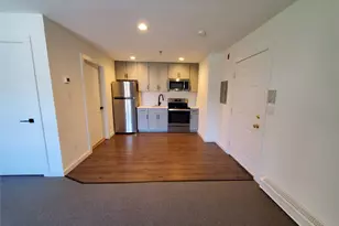 100 Mariners Way, Port Jefferson, NY 11777 - Photo 6