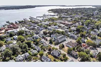 449 Main Street, Greenport, NY 11944 - Photo 16