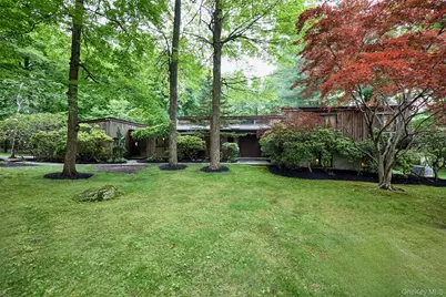 31 Greenlawn Road, Katonah, NY 10536 - Photo 1