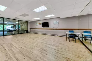 110 Pearsall Dr, Mount Vernon, NY 10552 - Photo 8