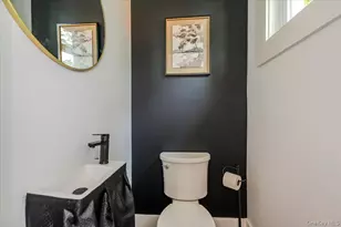 16 Lamarcus Ave, Glen Cove, NY 11542 - Photo 16