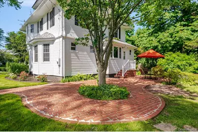 16 Lamarcus Avenue, Glen Cove, NY 11542 - Photo 30