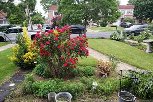 61-16 84th St, Middle Village, NY 11379 - Photo 20