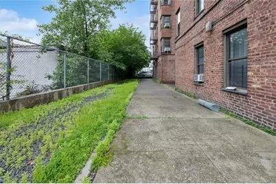 2962 Decatur Avenue #1D, Bronx, NY 10458 - Photo 10