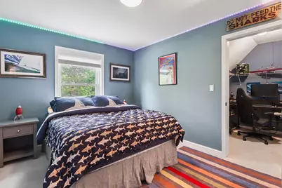 787 Accabonac Road, White Sulphur Springs, NY 11937 - Photo 14