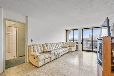 152-18 Union Turnpike #4G, Flushing, NY 11367 - Photo 6