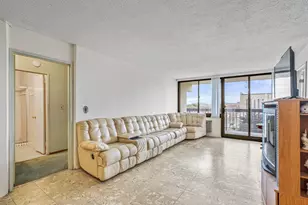 152-18 Union Tpke, Flushing, NY 11367 - Photo 6