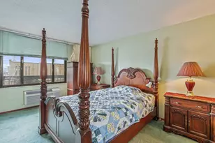 152-18 Union Tpke, Flushing, NY 11367 - Photo 14