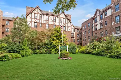 160-15 Powells  Cove Boulevard #D203, Whitestone, NY 11357 - Photo 12