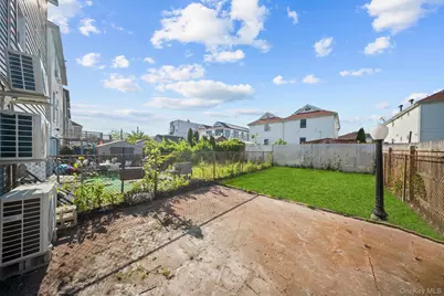 6916 Almeda Avenue, Arverne, NY 11692 - Photo 18