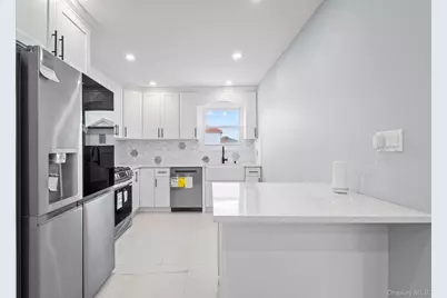 6916 Almeda Avenue, Arverne, NY 11692 - Photo 6