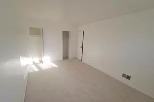 148-48 231st St, Springfield Gardens, NY 11413 - Photo 10