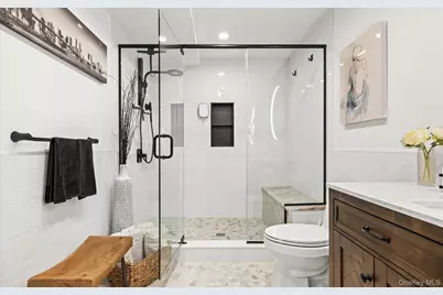 16 Home Court, Huntington, NY 11743 - Photo 18