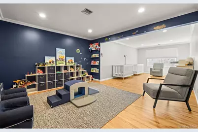 16 Home Court, Huntington, NY 11743 - Photo 28