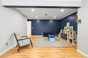 16 Home Ct, Huntington, NY 11743 - Photo 30