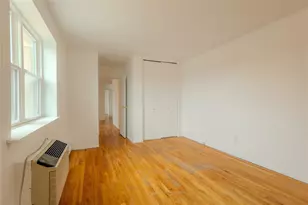 8 Florence Ave, Freeport, NY 11520 - Photo 16