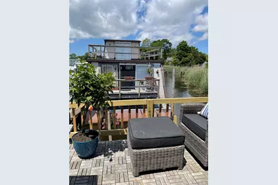149 C Riverside Drive, Riverhead, NY 11901 - Photo 10