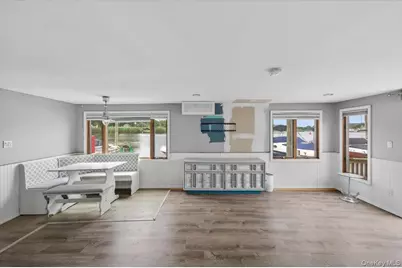 149 C Riverside Drive, Riverhead, NY 11901 - Photo 14