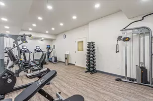 160 Middle Neck Rd, Great Neck, NY 11021 - Photo 24