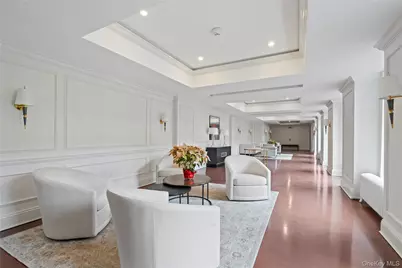 160 Middle Neck Road #5A, Great Neck, NY 11021 - Photo 4