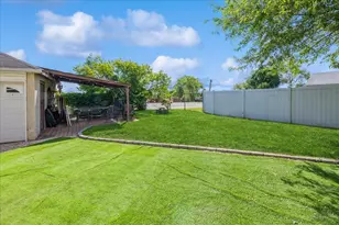 35 East Ave, Glen Cove, NY 11542 - Photo 32