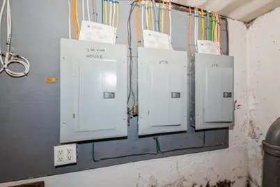 35 East Avenue, Glen Cove, NY 11542 - Photo 36