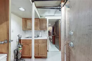 68-37 Kessel St, Forest Hills, NY 11375 - Photo 18