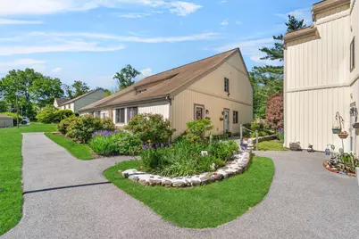 2B Kings #2B, Mohegan Lake, NY 10547 - Photo 4