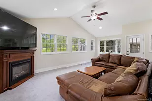 323 Harris Rd, Monticello, NY 12701 - Photo 10