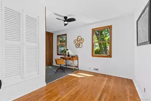 25 Bay St, Bronx, NY 10464 - Photo 12