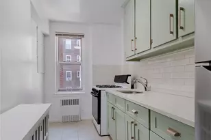 39-30 52nd St, Woodside, NY 11377 - Photo 4