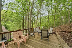 128 Cove Rd, Huntington, NY 11743 - Photo 38