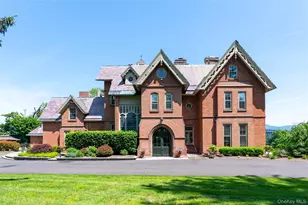 560 Grand Ave, Balmville, NY 12550 - Photo 2