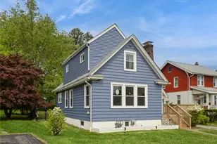 34 Woodland Ave, Poughkeepsie, NY 12603 - Photo 2